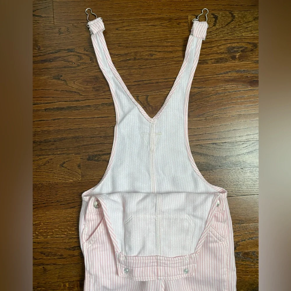 OshKosh B'gosh- toddler girl Overalls 4T pink stripe spring summer pinstripe